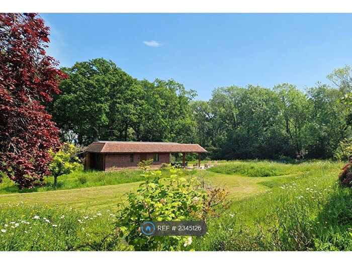 1 Bedroom Bungalow To Rent In Pearsons Green Road, Tonbridge, TN12