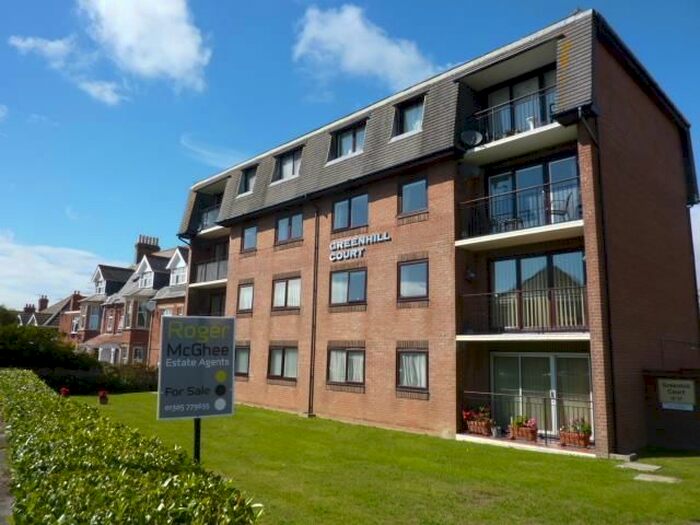 2 Bedroom Flat To Rent In Melcombe Avenue, Weymouth, DT4