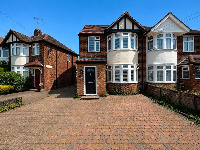 4 Bedroom Semi Detached House For Sale In Borough Way, Potters Bar, EN6
