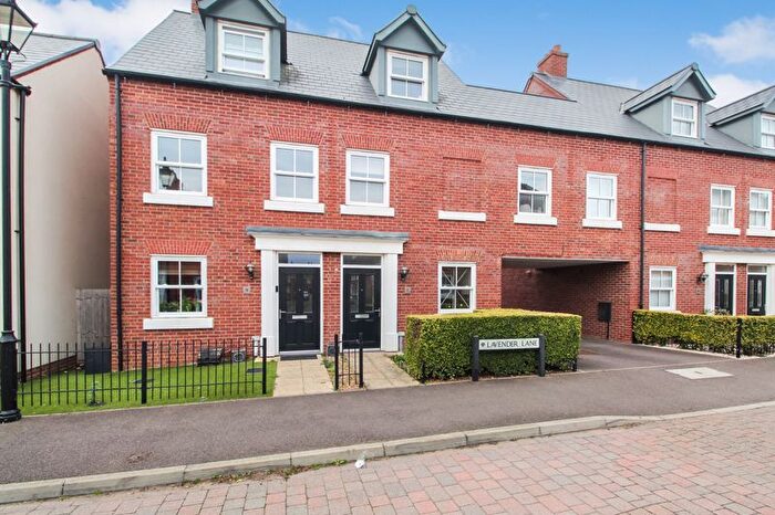 3 Bedroom Semi-detached House For Sale In Lavender Lane, Great Denham, MK40