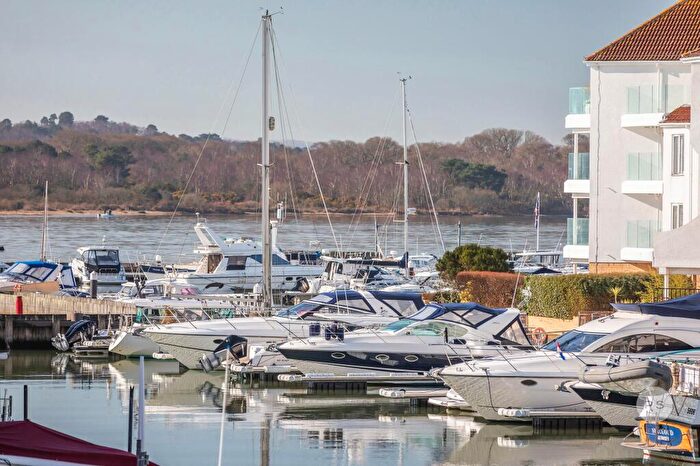 2 Bedroom Apartment For Sale In Moriconium Quay, Lake Avenue, Hamworthy, Poole, BH15
