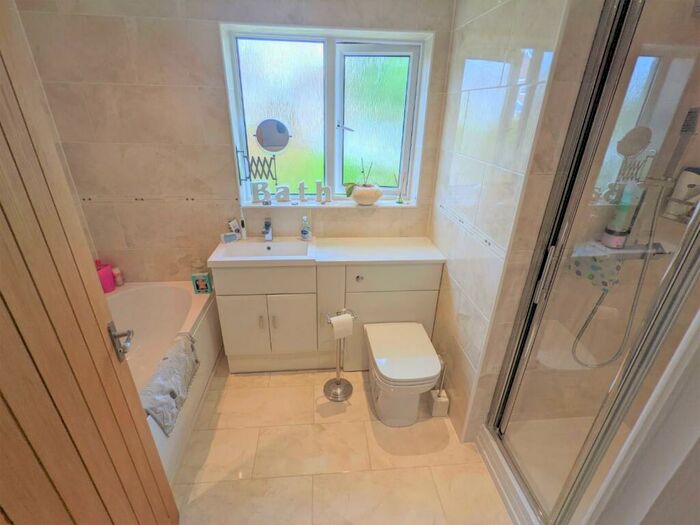 4 Bedroom House To Rent In Porlock Drive, Sully, CF64