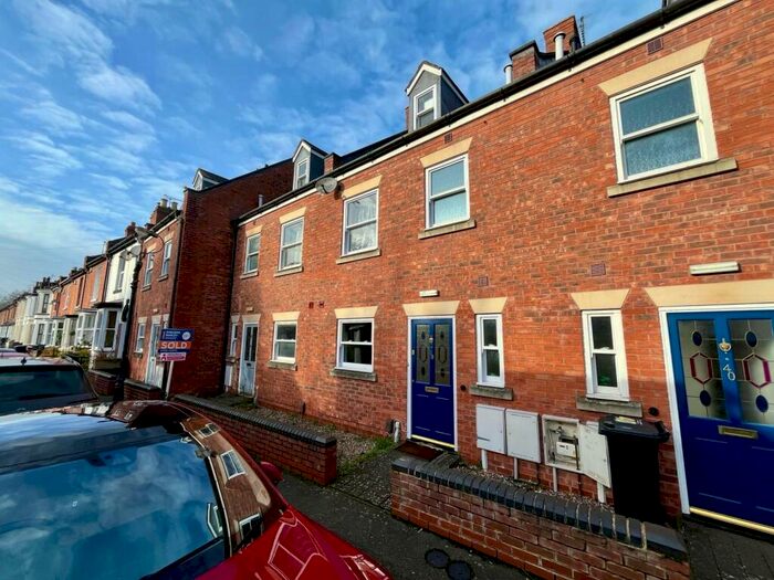 6 Bedroom Terraced House To Rent In Gordon Street, Leamington Spa, CV31