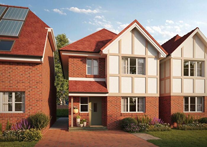 3 Bedroom Detached House For Sale In Willamette Close, Oregon Square, Orpington, BR6