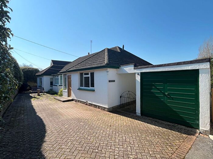 3 Bedroom Bungalow For Sale In The Tors, Kingskerswell, TQ12