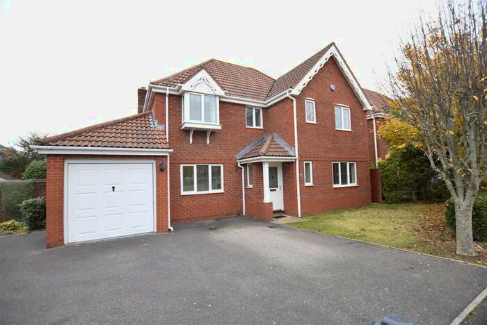 4 Bedroom Detached House To Rent In Westons Brake, Emersons Green, Bristol, BS16