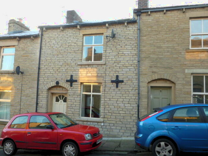 2 Bedroom Terraced House To Rent In Queen Street, Skipton, BD23