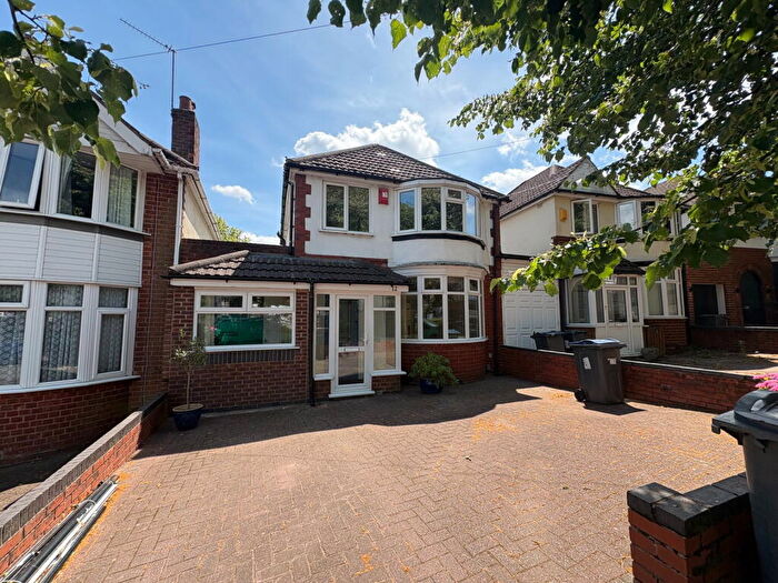 4 Bedroom Detached House To Rent In Trevanie Avenue, Quinton, Birmingham, B32