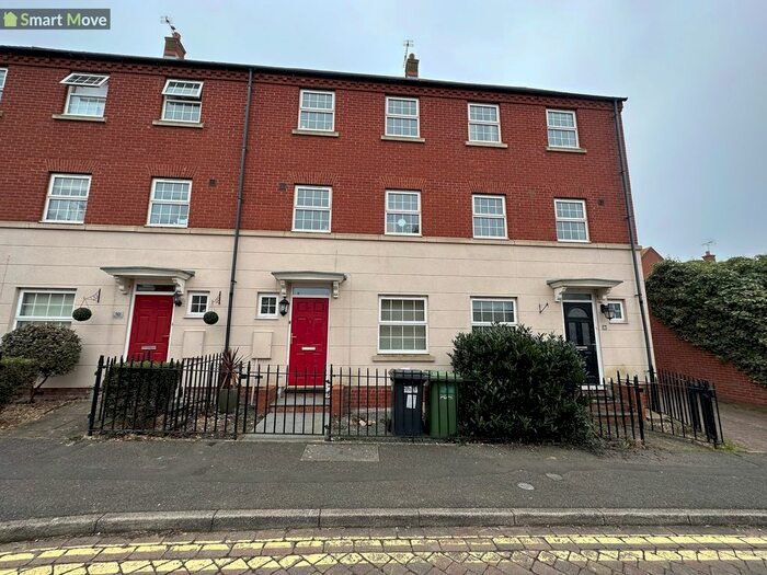 4 Bedroom Terraced House To Rent In Horseshoe Way, Hampton Vale, Peterborough, Cambridgeshire., PE7