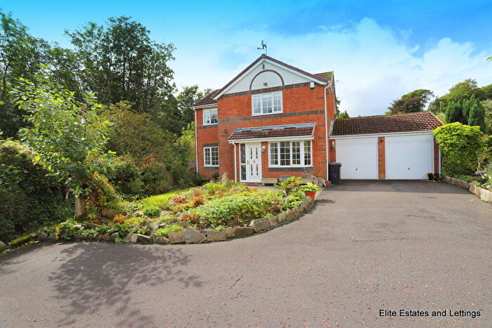 4 Bedroom Detached House For Sale In Hawkhill Close, Waldridge, Chester-le Street, DH2