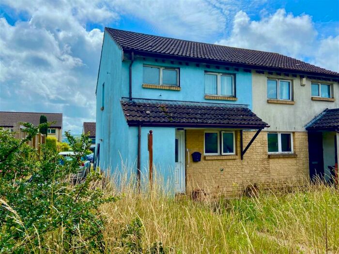 3 Bedroom Semi-Detached House For Sale In Church Court, Redhill, BS40