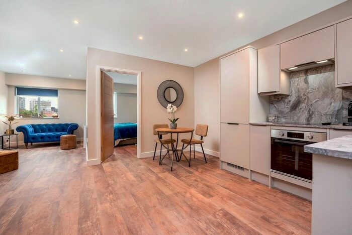 1 Bedroom Flat To Rent In Burleys Way, Leicester, LE1