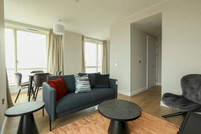 1 Bedroom Flat To Rent In Zinc Street Sugar House Island, E15