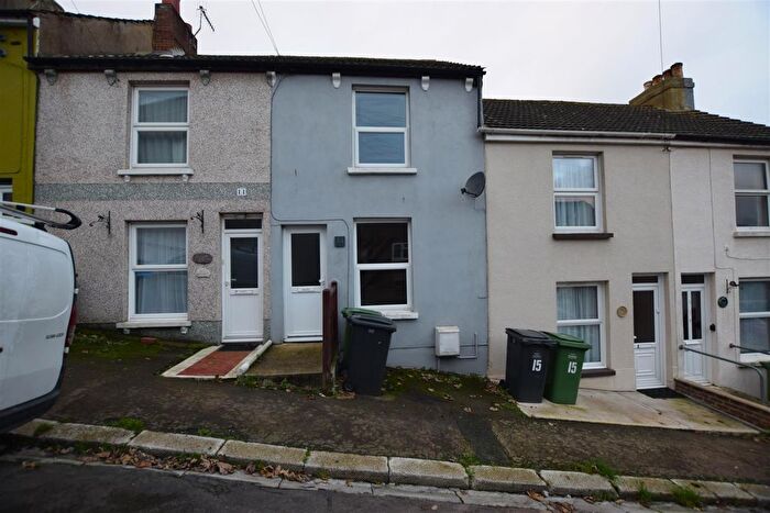 2 Bedroom Terraced House To Rent In School Road, Hastings, TN35