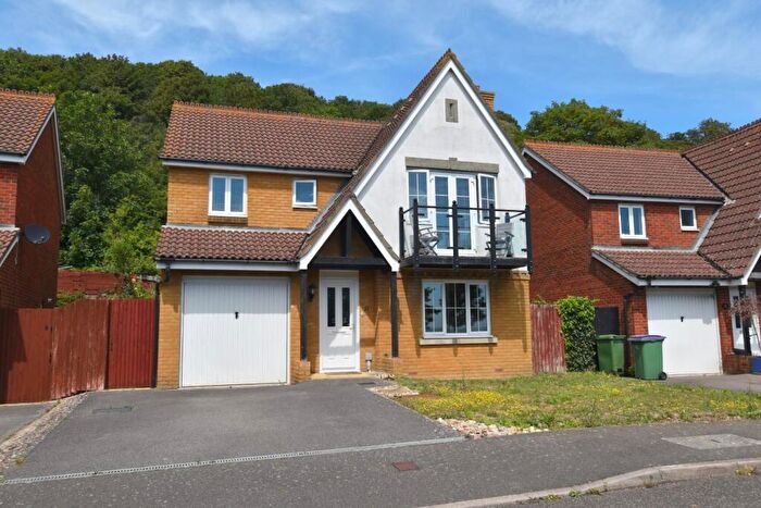 4 Bedroom Detached House For Sale In Alexandra Corniche, Hythe, CT21