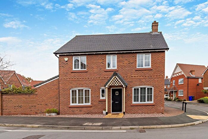 3 Bedroom Detached House For Sale In St Aidans Drive, Widnes, WA8
