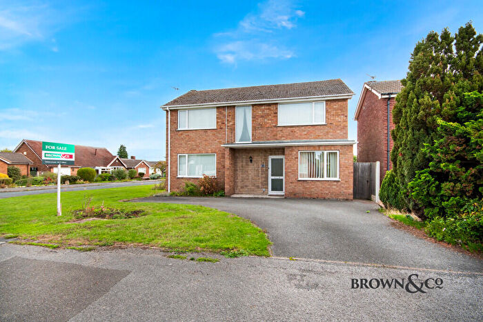 4 Bedroom Detached House For Sale In Bramble Road, Retford, DN22