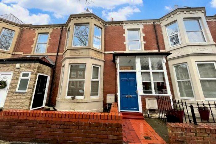 2 Bedroom Flat To Rent In Washington Terrace, North Shields, NE30