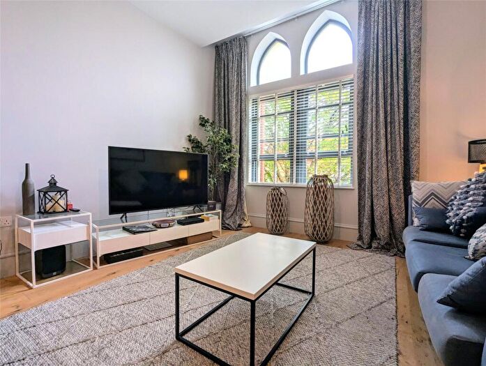 2 Bedroom Apartment To Rent In East Street, Bedminster, Bristol, Somerset, BS3