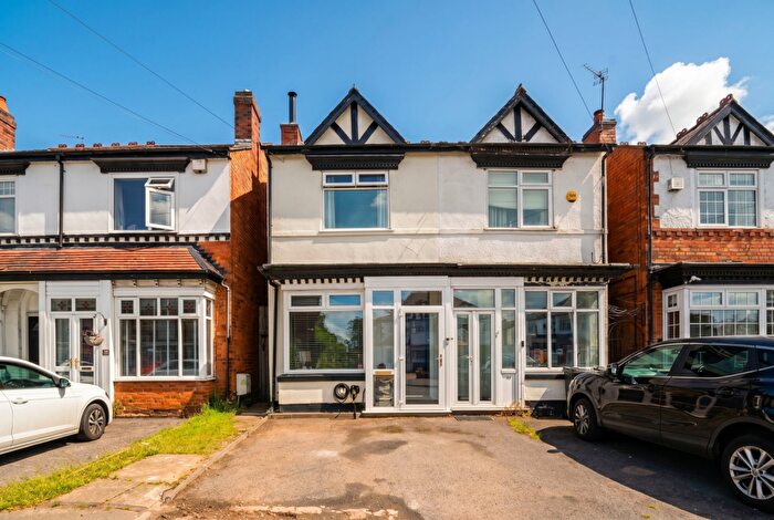 2 Bedroom Semi-Detached House For Sale In Olton Road, Shirley, B90