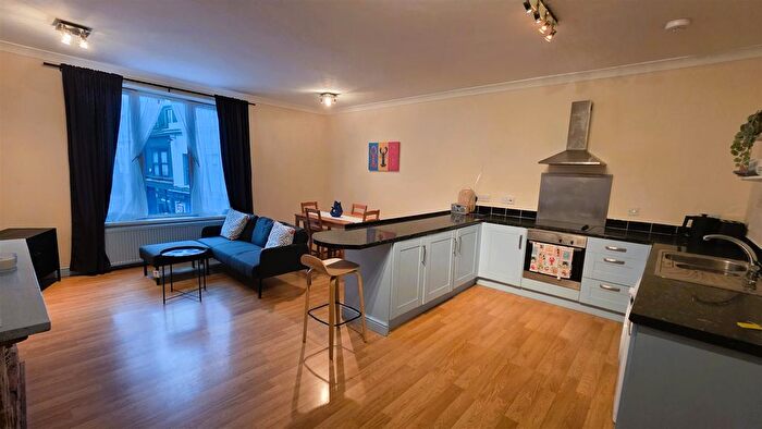 2 Bedroom Flat To Rent In Albion Street, Broadstairs, CT10