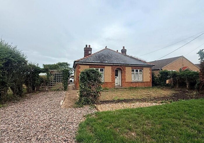 4 Bedroom Detached Bungalow For Sale In Cooks Green, Doddington, March, Cambs., PE15