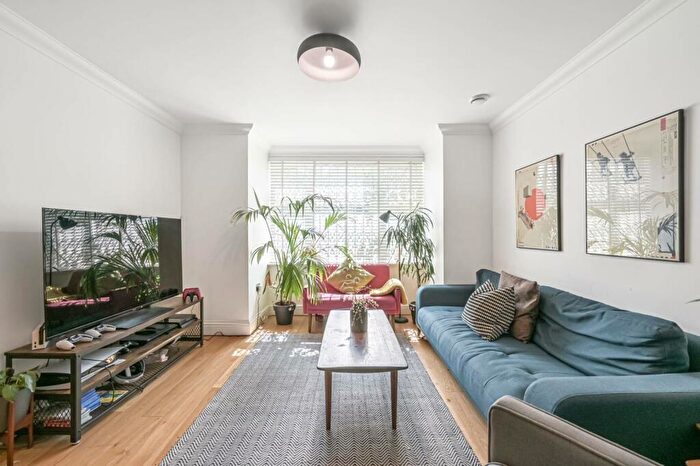 4 Bedroom Terraced House To Rent In Devonshire Road, Mill Hill East, London, NW7