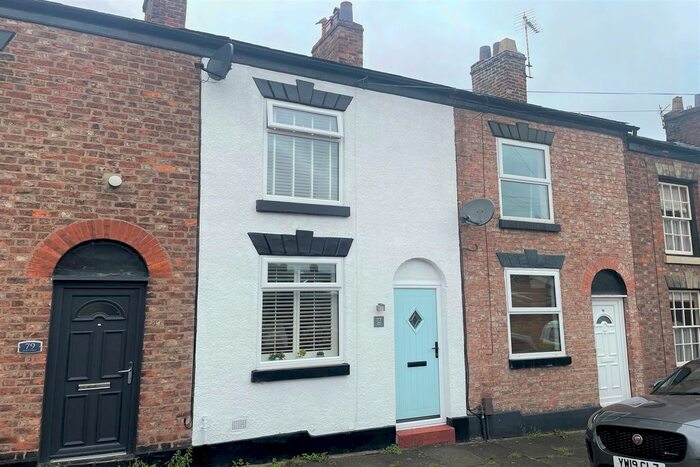 2 Bedroom Terraced House To Rent In James Street, Macclesfield, SK11
