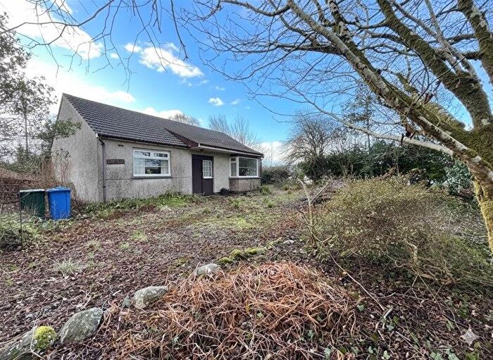 2 Bedroom Detached Bungalow For Sale In Glenburn Road, Ardrishaig, PA30