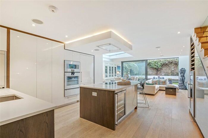 6 Bedroom Semi Detached House For Sale In Gorst Road, SW11