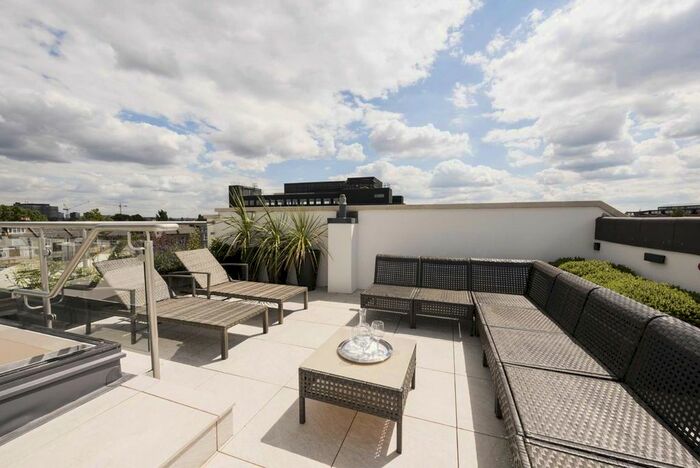 4 Bedroom Terraced House To Rent In Beavor Lane, London, W6