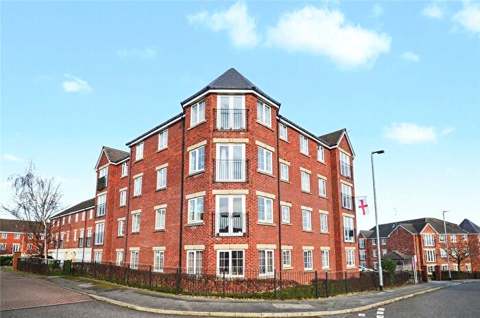 2 Bedroom Flat For Sale In Murray Avenue, Leeds, West Yorkshire, LS10