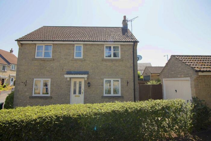 3 Bedroom Detached House To Rent In Rivers Reach, Frome, BA11