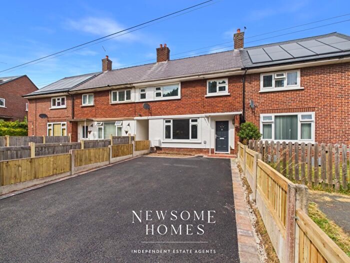 4 Bedroom Terraced House For Sale In Ffordd Pennant, Mostyn, CH8