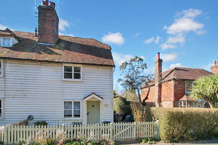 2 Bedroom Cottage For Sale In Winser Road, Rolvenden Layne, TN17