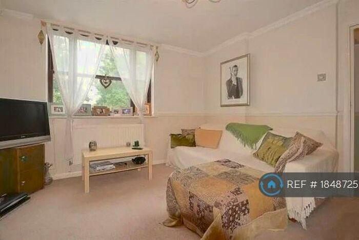 1 Bedroom Flat To Rent In Bell Court, London, SE4