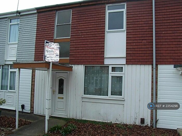 3 Bedroom Terraced House To Rent In Bucksburn Walk, Leicester, LE4