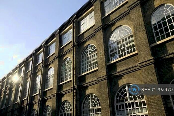 2 Bedroom Flat To Rent In Marlborough Road, Woolwich, SE18