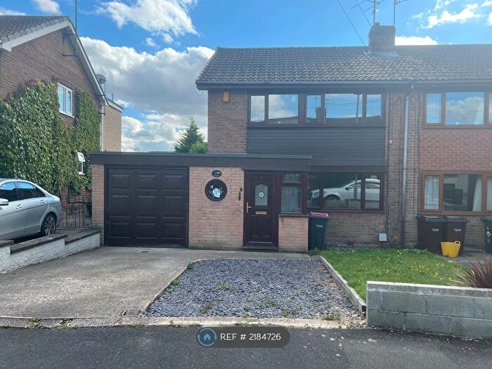 3 Bedroom Semi-Detached House To Rent In Osborne Road, Kiveton Park, Sheffield, S26