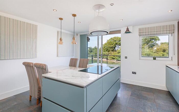 3 Bedroom End Of Terrace House For Sale In Townhouse With Mooring - Heron Square, Island Harbour, Newport, PO30