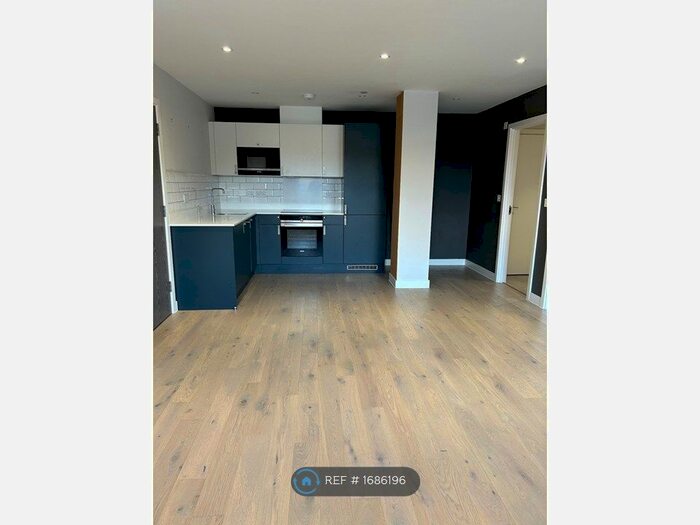 1 Bedroom Flat To Rent In Nexus, Chertsey, KT16