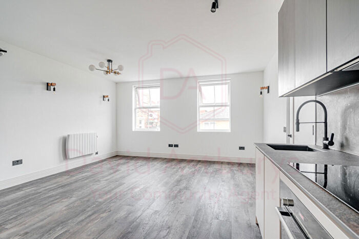 1 Bedroom Apartment To Rent In Millers Terrace, Dalston, London, E8