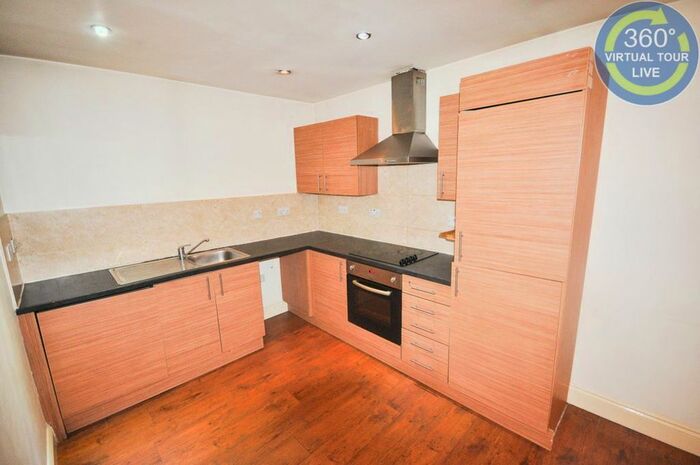 2 Bedroom Flat To Rent In Midland Road, Bedford, MK40