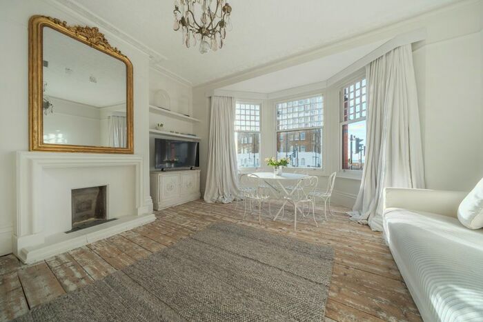 2 Bedroom Flat To Rent In St. Catherines Terrace, Hove, BN3