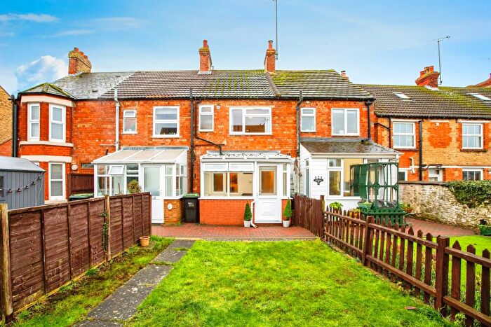 2 Bedroom Terraced House For Sale In Hill Street, Raunds, Wellingborough, NN9