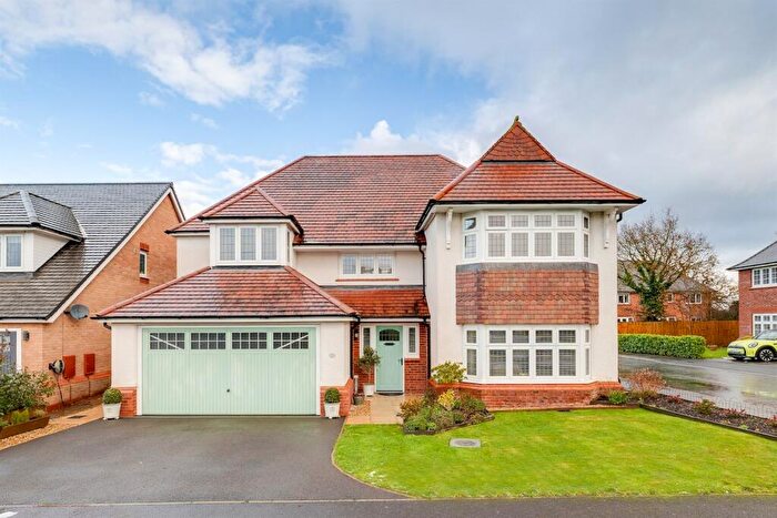 4 Bedroom Detached House For Sale In Harrison Close, Tattenhall, Chester, CH3