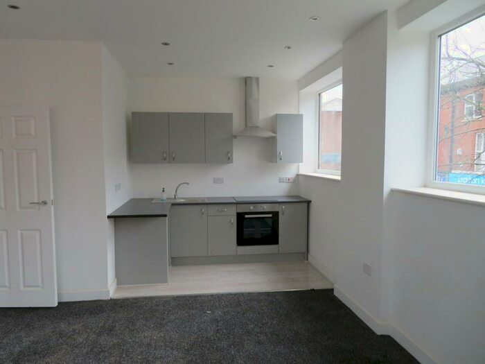 1 Bedroom Apartment To Rent In Union Street, Rochdale, OL16