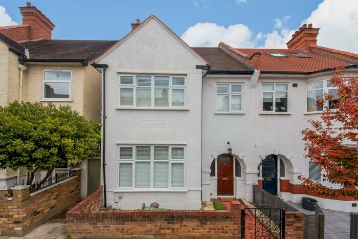 3 Bedroom Semi-Detached House To Rent In Tulsemere Road, West Dulwich, London, SE27