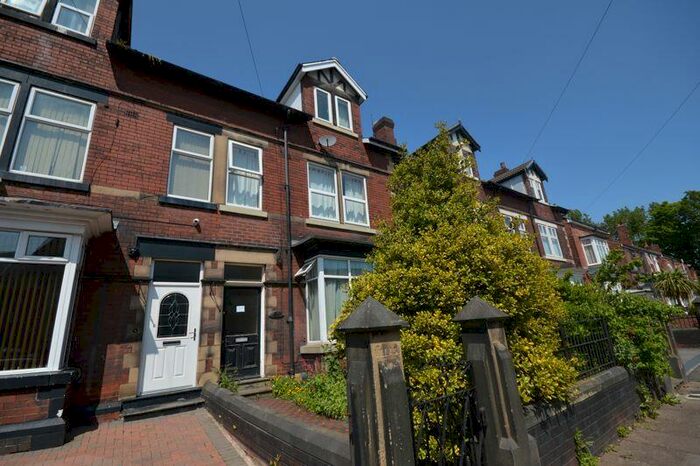 Studio To Rent In Clough Road, Rotherham, S61