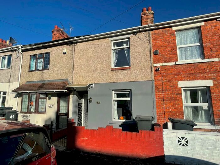 2 Bedroom House To Rent In Omdurman Street, Gorse Hill, SN2